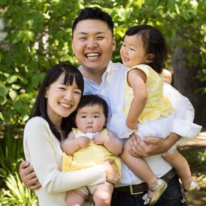 近藤麻理惠曾無法原諒自己不能好好整理，如今她說，怦然心動的人生最重要的是陪伴孩子