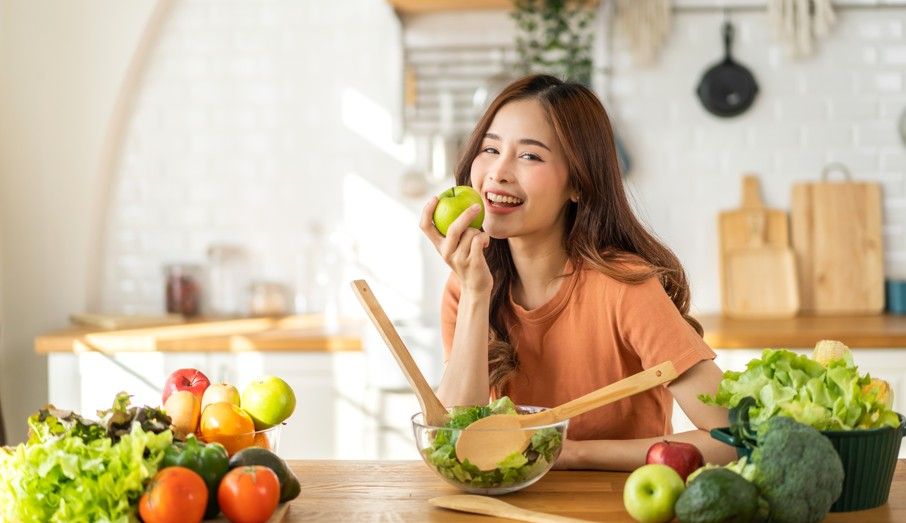食物發霉「切掉」再吃？醫警告：毒素早擴散，這4類下肚恐罹肝癌