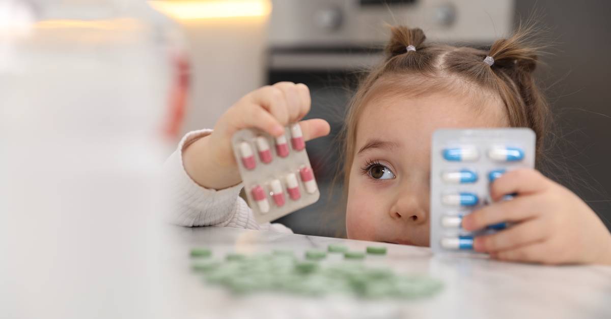 【過年育兒懶人包】年假返鄉，千萬別讓寶寶在視線之外！避免突然生病，常備藥物隨身攜帶，適時緩解症狀