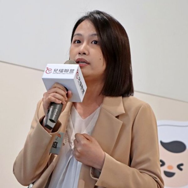 兒福聯盟調查：近2成3青少年陷憂鬱 與師長「太少稱讚」有關