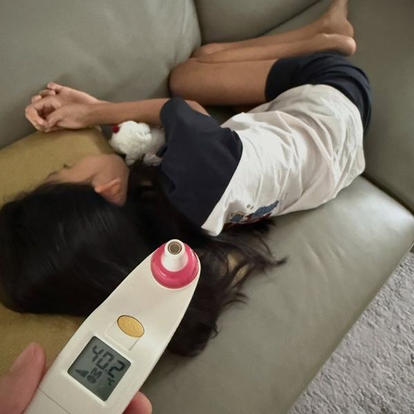女兒在校被傳染A流高燒一周，立威廉心疼批：為什麼讓生病的孩子上學！