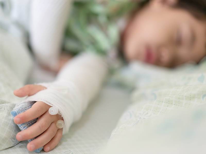 10歲男孩因感染肺炎鏈球菌，併發重症到身亡僅僅3天，初期如同感冒易被忽略，更要小心！