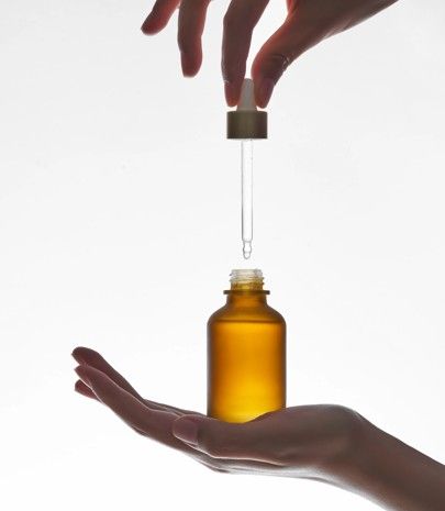 高CP抗老保養正流行！第一步從穩定肌底開始，讓你從此告別濾鏡救不了的老化臉