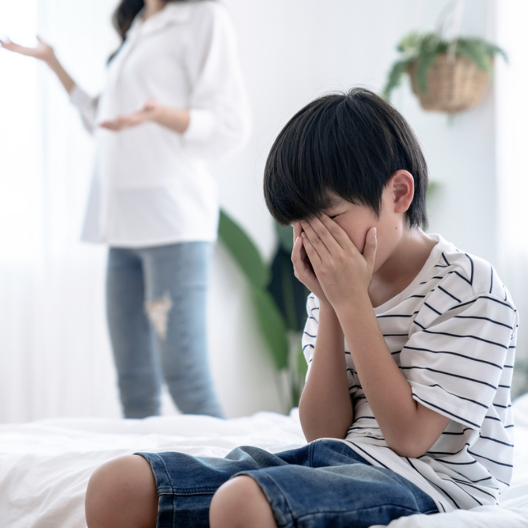 夫妻離婚，經濟弱勢的一方也能爭取監護權嗎？判決的關鍵不只是錢