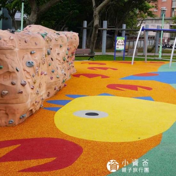 Ｑ版的侏儸紀公園新登場！來找找超大顆恐龍蛋跟恐龍化石在哪裡？