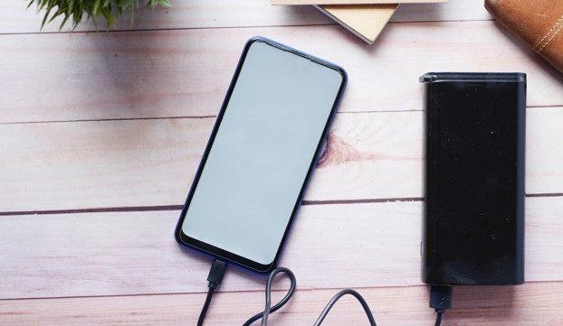 高鐵新制上路！即日起「行動電源勿放行李或包包中」，必須放在視線可及的地方