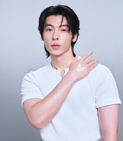 爸爸也學男神來保濕！許光漢化身「CeraVe Man」揭密，運動後、換季必擦乳液，零死角膚況的護膚好習慣