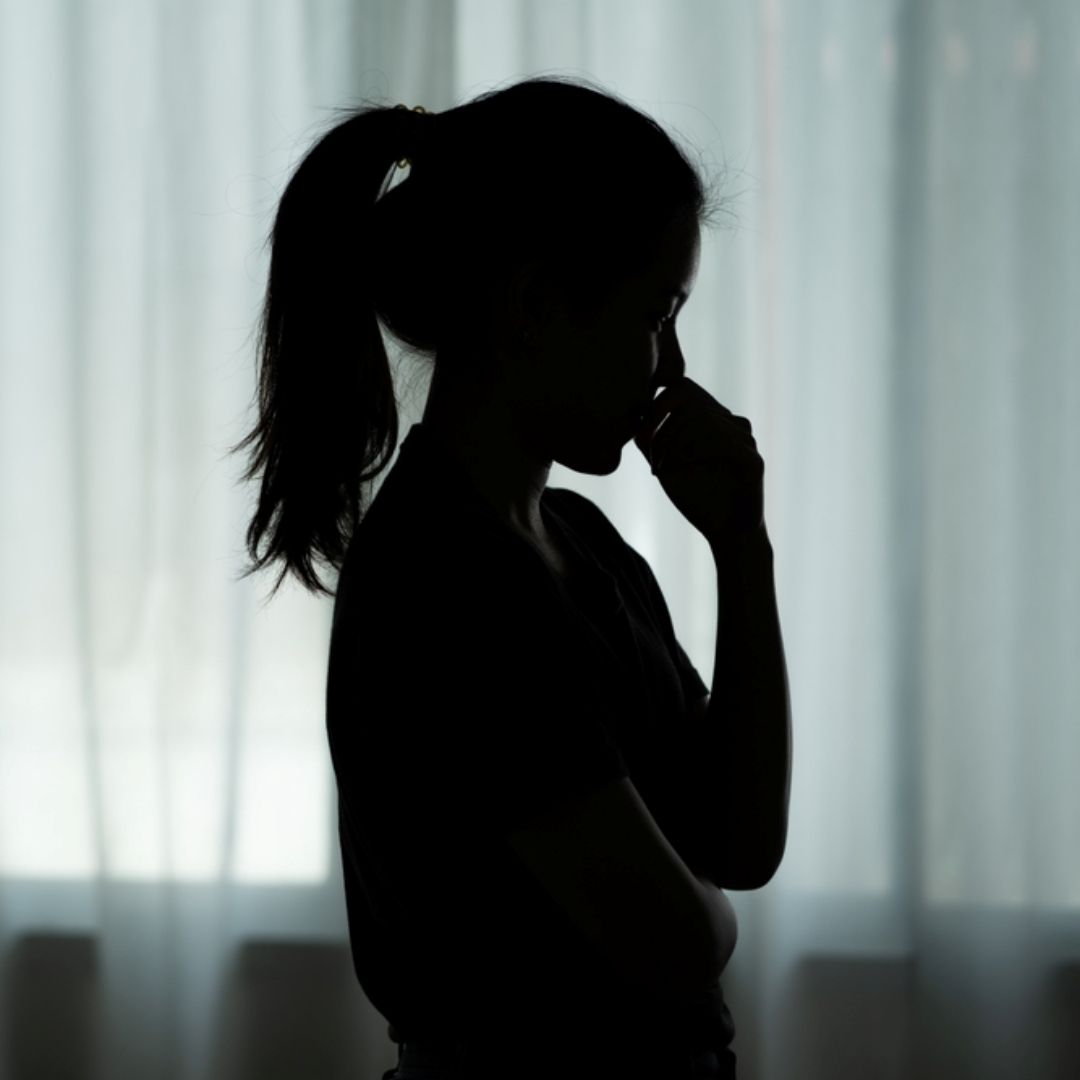 日本媽媽「大腿夾殺」親生孩子！隔年同樣手法再殺一子，藏屍壁櫥