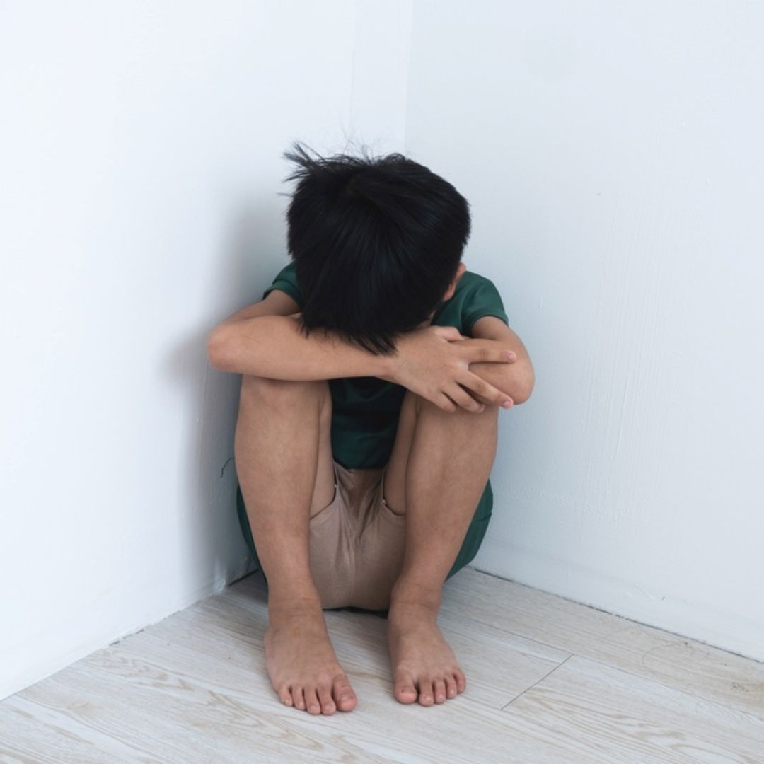 新竹寄養家庭男子涉虐5歲童致腦傷！辯待孩子如同親生子女。高院認定反覆凌虐