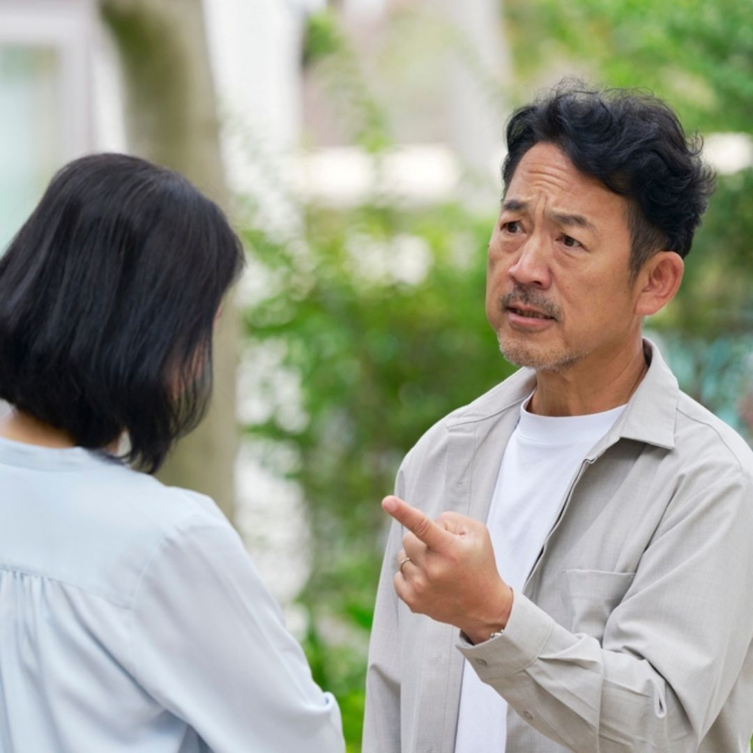 照顧父母，為什麼造成兄弟姊妹反目？真正傷人的，往往不是照顧本身，而是「不公平」的感受