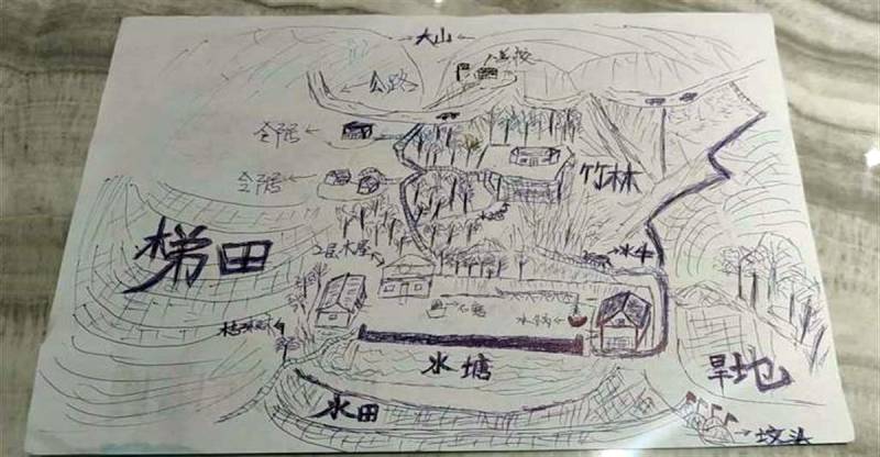 4歲男童遭拐賣！隔33年手繪地圖尋親，母子團聚淚流不止。媽媽：老天睜眼了