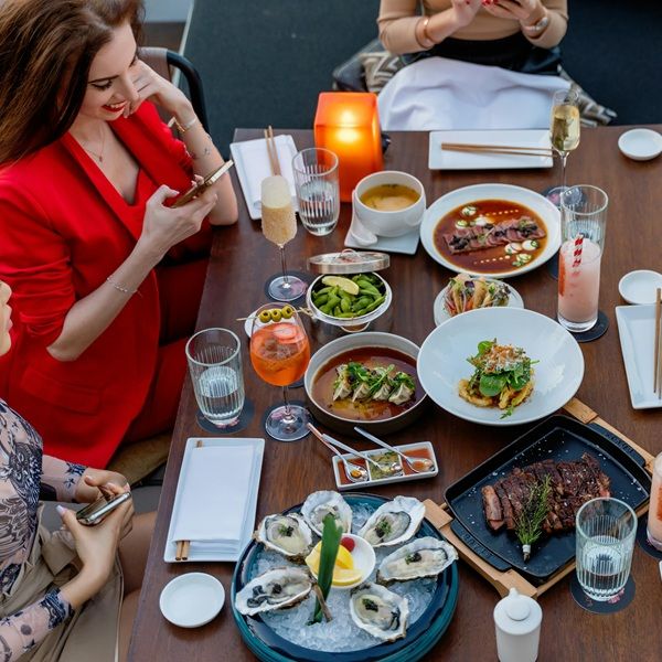 不想年後跑急診，過年選餐廳有竅門！4大「環境風險評估」防堵冬季病毒