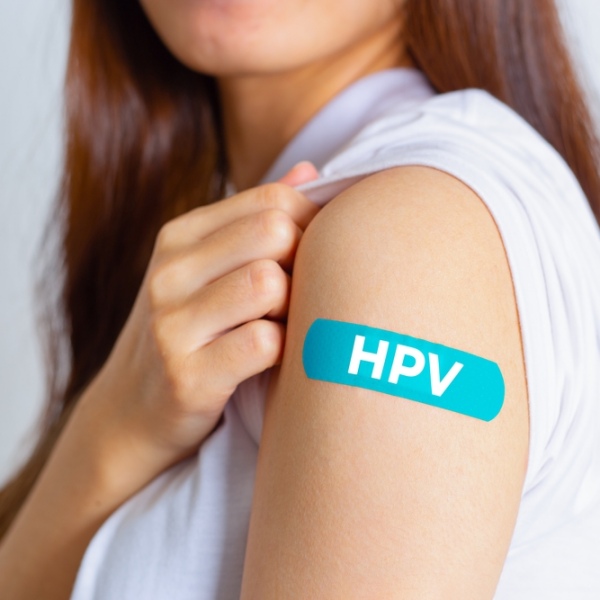 國中女生公費接種HPV疫苗，你家寶貝接種了嗎？接種對象以及劑數為何？幾歲接種效果最佳？
