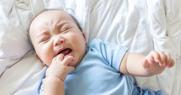 腸病毒的逆襲！醫曝3個月內嬰兒被家人感染，家庭傳染多起！除媽媽及照顧者外別碰觸新生兒