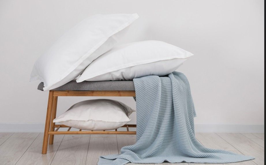 枕頭是換季過敏元兇？寶寶打噴嚏、流鼻水、眼睛癢紅，忽略枕芯恐加劇鼻炎反覆發作