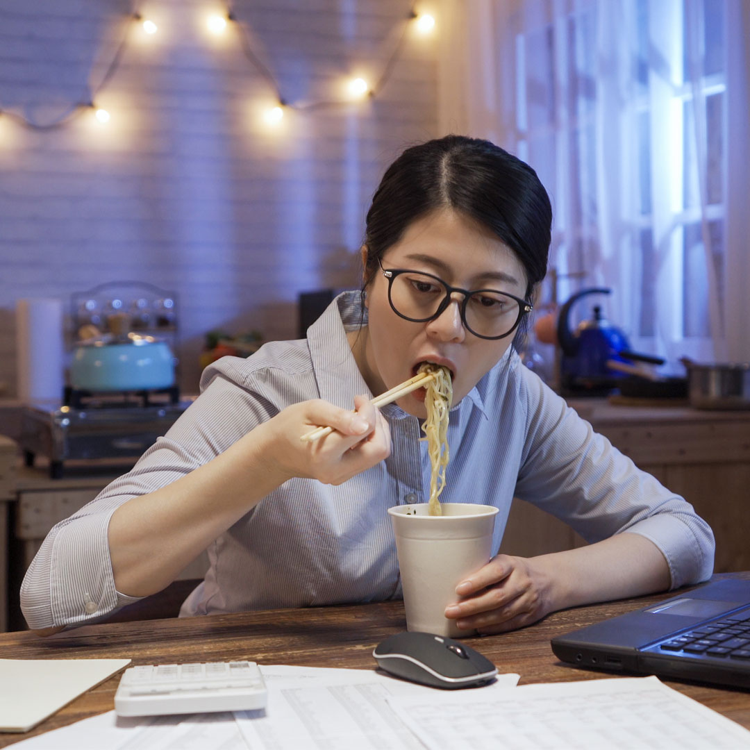晚上超餓想吃宵夜、起床反而不餓了 如何改善早晚飲食紊亂的惡性循環？
