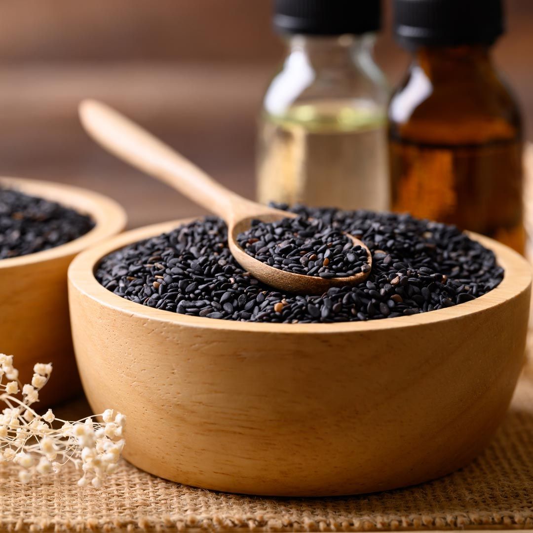 黑芝麻可以預防白頭髮、貧血嗎？要吃多少才夠？揭密「最佳食用時機」