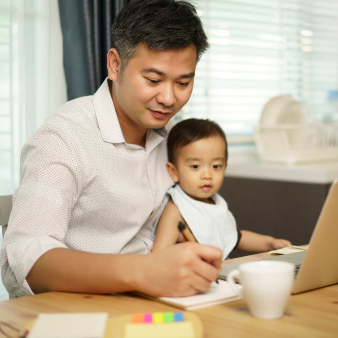 育兒家長福音！企業若提供遠距工作，勞動部擬祭補助鼓勵，最快明年上路
