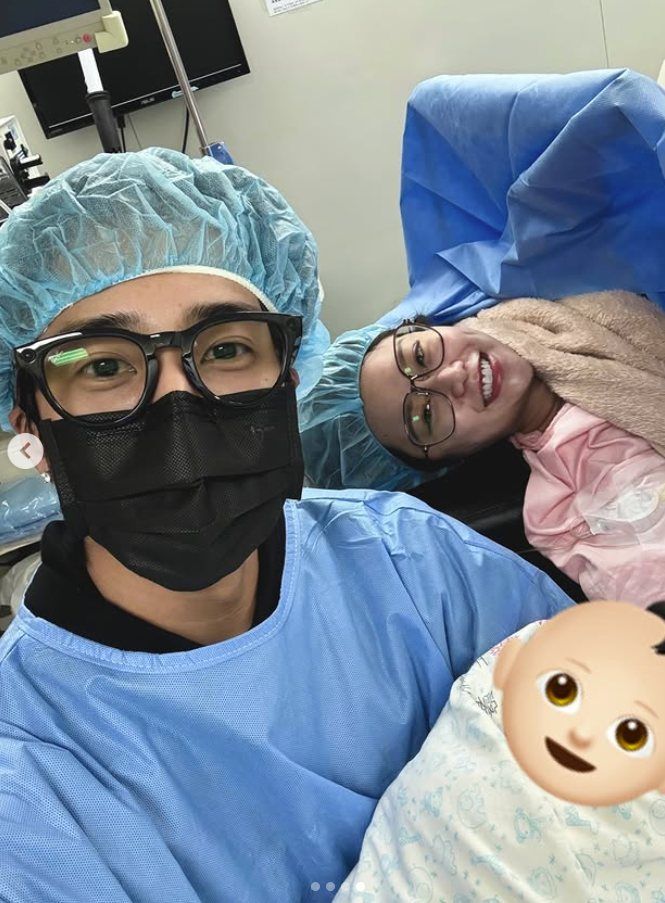 婁峻碩、焦凡凡生了！形容醫師接生過程「真實又震撼」，有感：「媽媽真的太辛苦」
