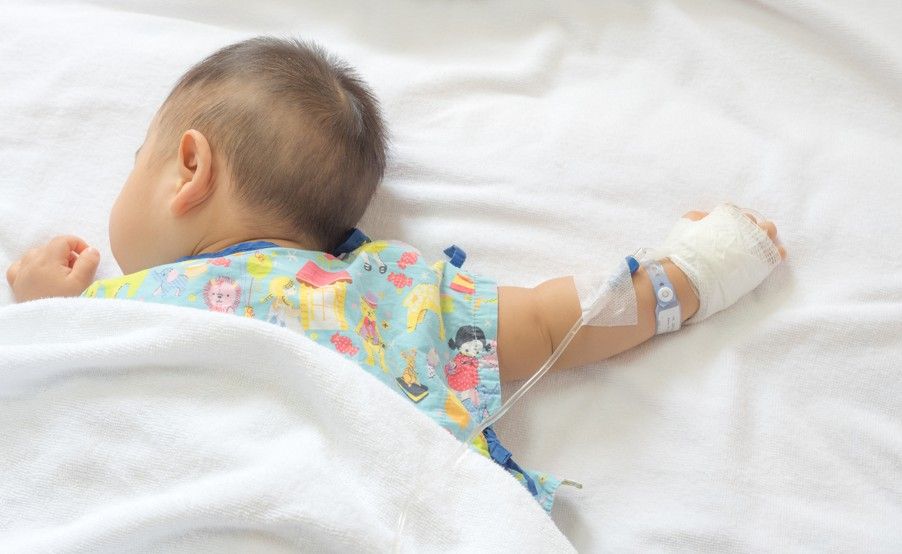 嬰兒腸病毒感染有哪些症狀？腸病毒症狀、就醫及飲食建議