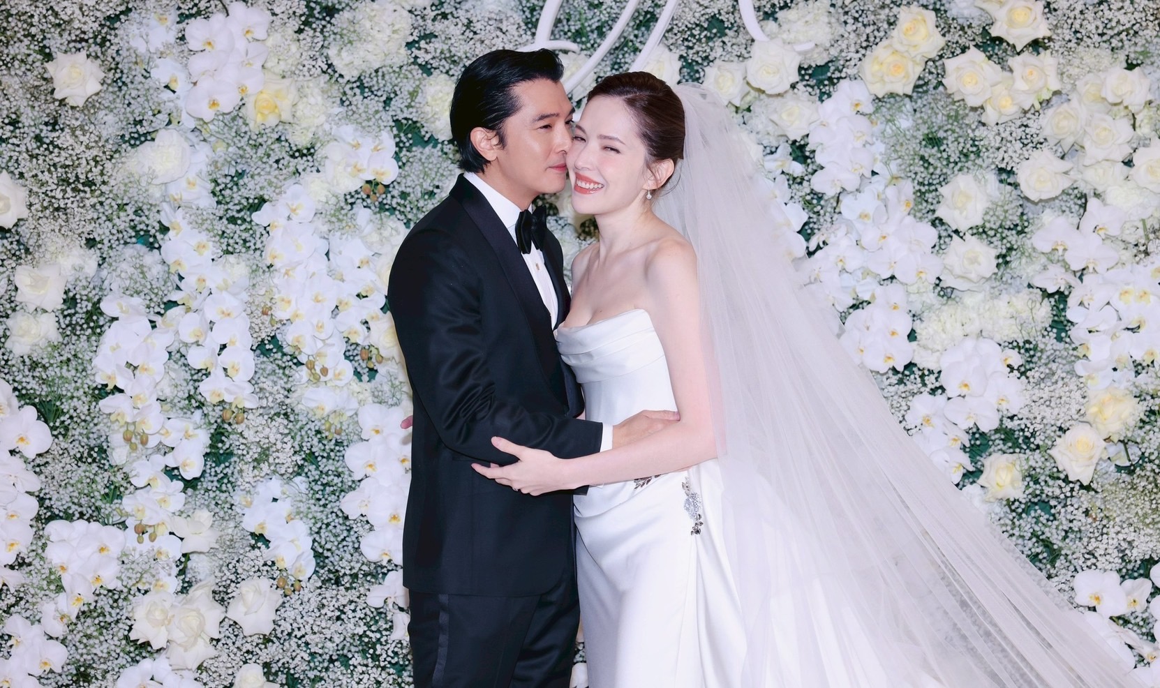 蜜月要帶寶寶去！邱澤、許瑋甯東方文華夢幻婚禮，甜喊：就算變家庭旅遊也沒關係， 我們捨不得離開他