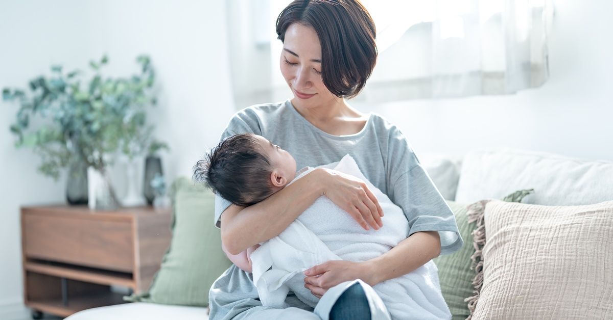 【哺乳心樂園】懷孕了，老大還想喝母乳，可以繼續餵嗎？找一個兼顧胎兒、大寶的需要，以及不忽略自我照顧的方式