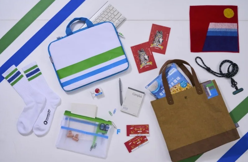 2026 超商新春福袋開搶！全家 249 元不漲價抽百萬電動車、萊爾富 100 元抽股票，7-11外流福袋超驚人！