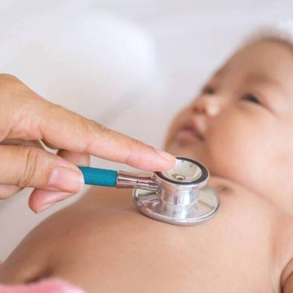 孩子心跳過快、過慢、不規律要小心！一次認識 7 種常見兒童心律不整疾病