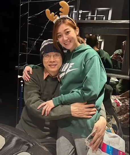 林逸欣父癌逝！忍痛剪片細數生前一起做的10件小事…病榻前的最後琴聲，讓無意識的爸爸落淚了