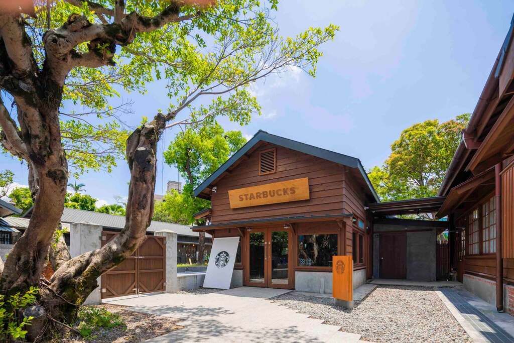 宜蘭親子旅遊新景點！羅東林場星巴克宛如京都秘境，結合森林步道與人氣美食一次玩透透