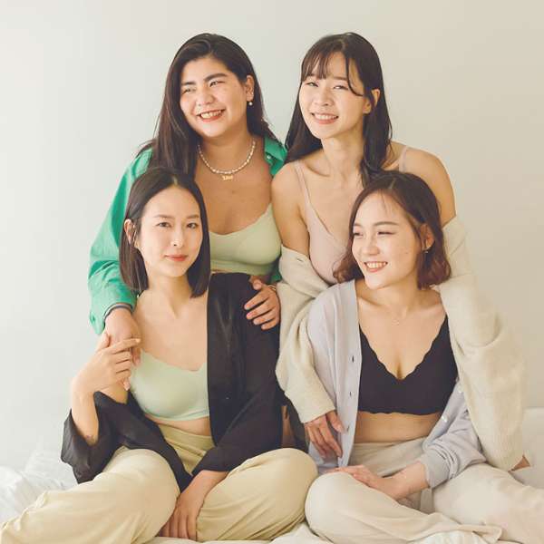 媽媽胸部大解放，受不了鋼圈內衣的束縛，無鋼圈內衣讓大胸不壓胸，小胸不空杯