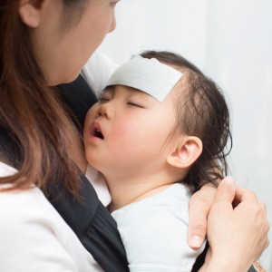 腸病毒發燒不退，四天後驗出A型流感，不要輕忽「多重病菌感染」