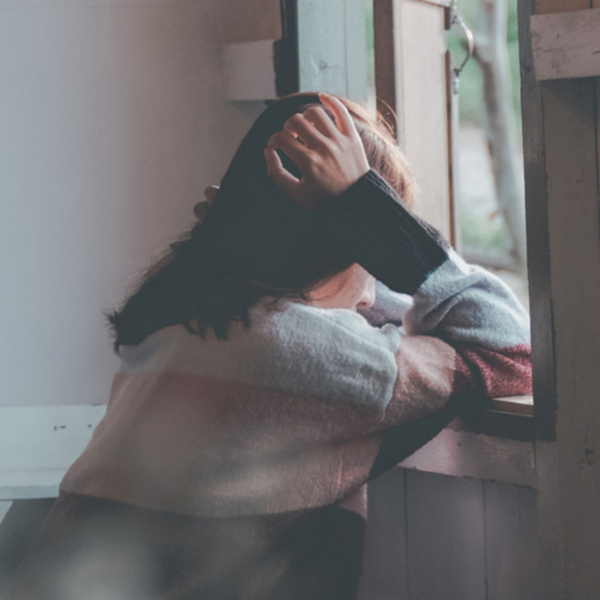 學會和自己對話：利用心理學「空椅療法」適時抽離，讓你快速打敗壞情緒