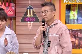 56歲沈玉琳驚傳進入加護病房，好友在病房外守候！助理出面澄清。女兒眼中的超人爸爸也需要休息