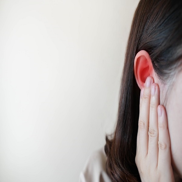 張學友「內耳積水」發作跌坐舞台》40歲以上女性要注意！耳鳴又眩暈，「梅尼爾氏症」4症狀教你判斷