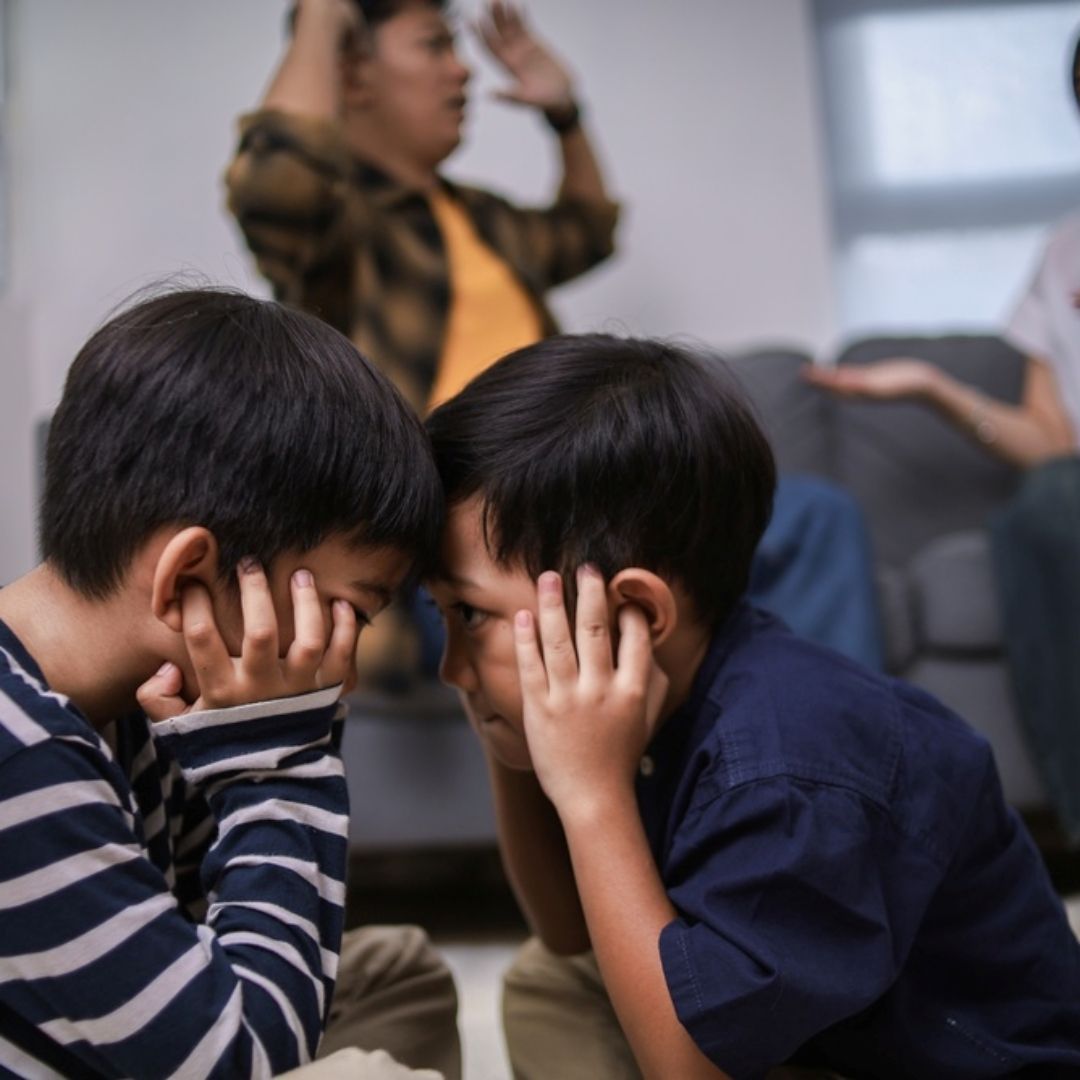 別在孩子面前談論夫妻問題？夫妻關係不好時，別假裝沒事，有些話一定要對孩子說