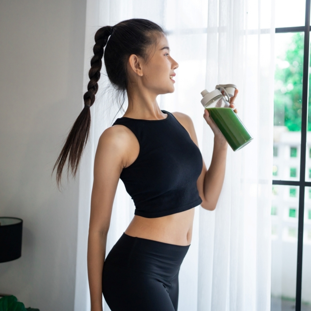 忙碌的職業婦女有時間透過飲食照護顧及健康嗎？推薦蔬果昔冷凍包、高纖沙拉飲、舒肥雞肉、牛排，節省時間不增負擔