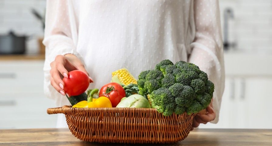 穀雨產後調養金鑰！中醫師警醒：補而不滯、養而不濕，才能避免「月子病」上身