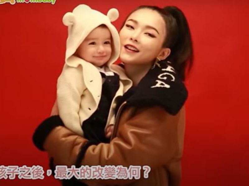 超模媽咪金禧．家有混血小王子