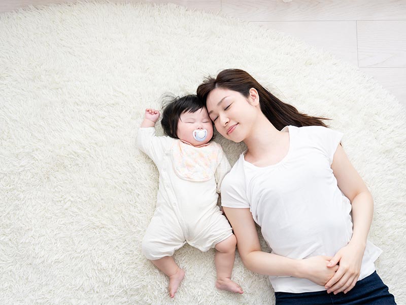 你唱歌給寶寶聽了嗎？耶魯大學研究發現：這樣唱能讓大腦更聰明、情緒更穩定！