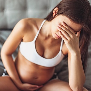 「懷上寶寶，媽媽就消失了嗎？」孕婦自己想吃夾菜，被婆婆糾正：「要說是肚子裡寶寶吃的！」