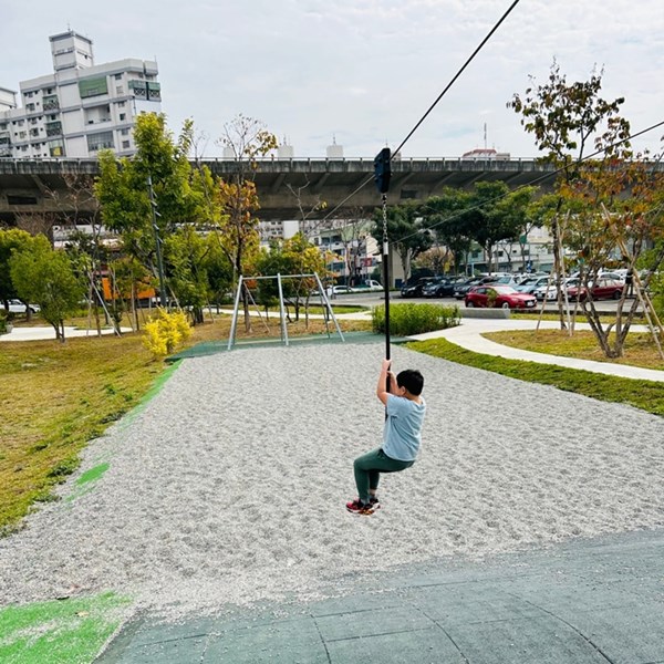 【特公盟專欄】台中市十全公園，獨特設施滿足孩子遊戲體驗