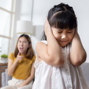 總是失控吼完孩子，事後後悔，5方法讓你漸漸改變，先從小事開始