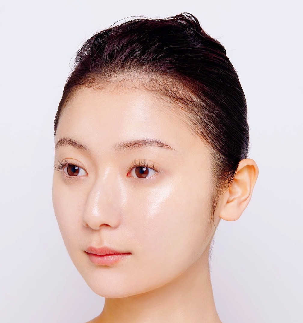 7招養出媽生好膚質！看不出年齡差的日本媽媽美容法學起來，從精華、底妝與彩妝，細節技巧一次擁有