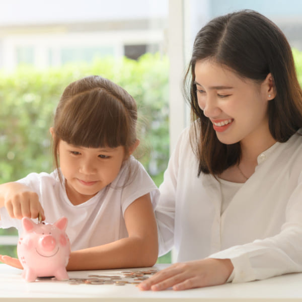 普發6000，該給孩子嗎？親子理財名師親授3原則，陪孩子建立正確金錢觀，養成感恩的心！
