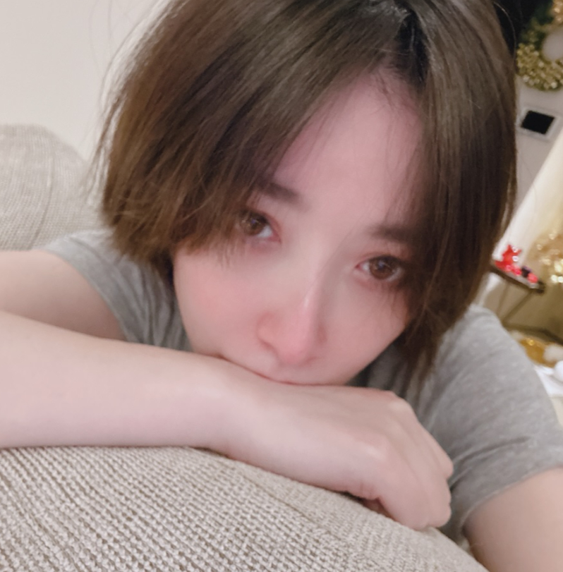 許維恩深夜突發文嘆，身為老婆、媽媽、媳婦、老闆與夥伴，長期壓抑已身心俱疲