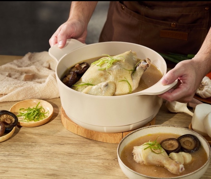 全家人餐桌上的營養湯品，簡單就能上桌！激推「香菇干貝蔬雞湯」，讓孩子隨時吃到最真實的美味