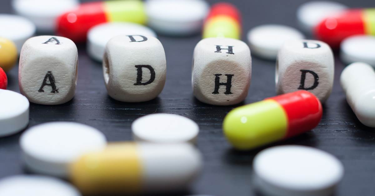 該不該讓注意力不足過動的孩子吃藥?精神科醫師破除ADHD治療用藥常見迷思|Mombaby 媽媽寶寶懷孕生活網