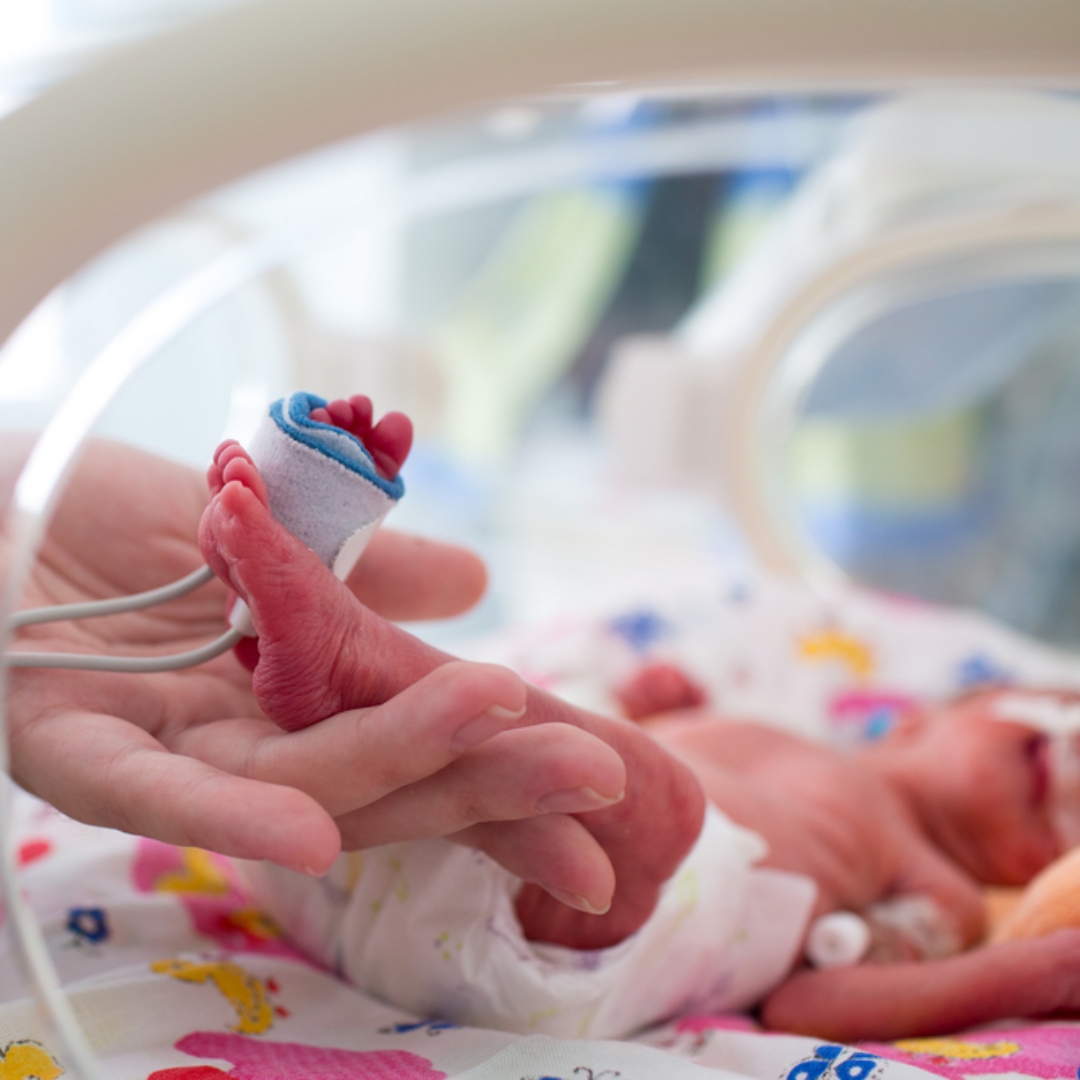 低於1%的存活率，韓國260克早產女嬰，治療198天後健康出院，體重到達3公斤