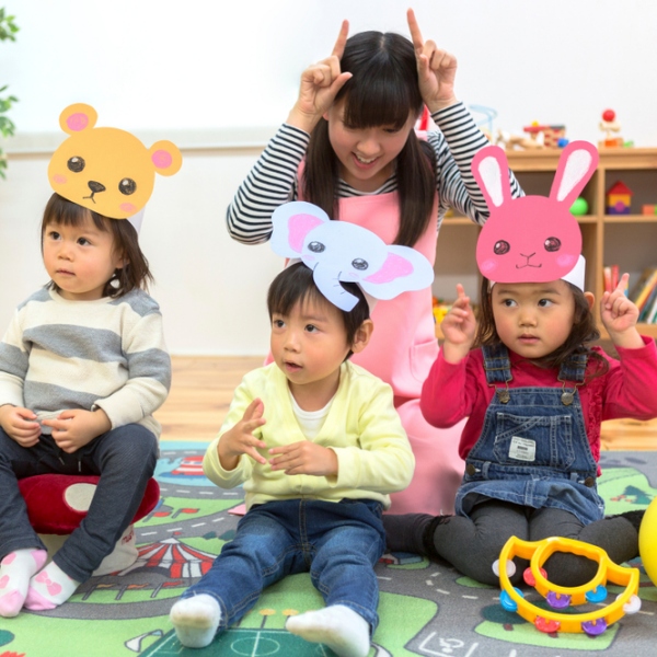 113年寒假起，各公立幼兒園提供延長照顧服務，不論參加人數多寡，每月只需繳交2,000元